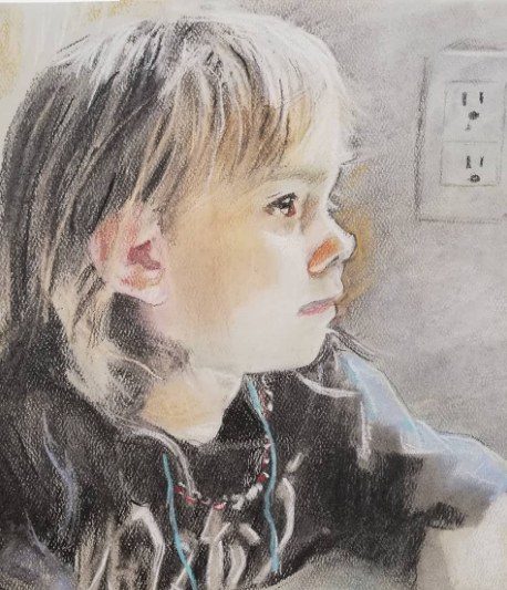 Niña al pastel